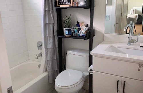 Blackshear-Prospect Hill House | Charming 2-bedroom house with AC, WiFi in fabulous East Austin