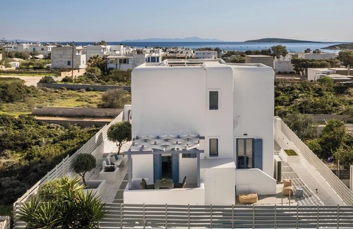 Aliki House | 3-bedroom house in marvelous Paros with AC, WiFi
