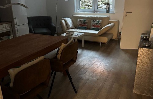 Hasloh Condo | Modern and cozy apartment with 2 bedrooms "a stone's throw from Hamburg"