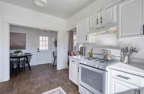 Corbett - Terwilliger - Lair Hill House | Haven by the Hill - Downtown & OHSU Proximity!
