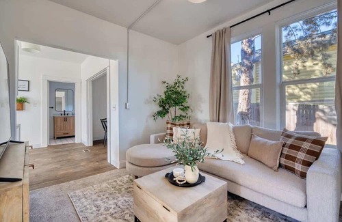 Corbett - Terwilliger - Lair Hill House | Haven by the Hill - Downtown & OHSU Proximity!