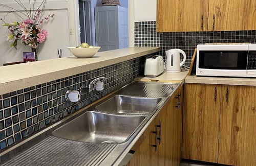 Nectar Brook Cottage | Working Merino Farm Stays in Horrocks Pass, Flinders Ranges