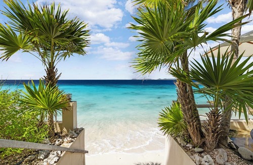 Belnem Apartment | Oceanfront Penthouse w/Sandy Beach & Pool - RARE FIND on Bonaire!