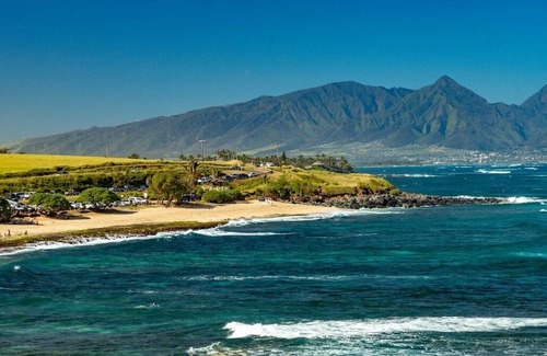 Makawao Cottage | Charming Country Cottage with WiFi and Smart TV in Kula!