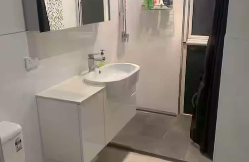 Blackwood House | The Container House and Saunan1 hour west of Melbourne in Blackwood, Victoria