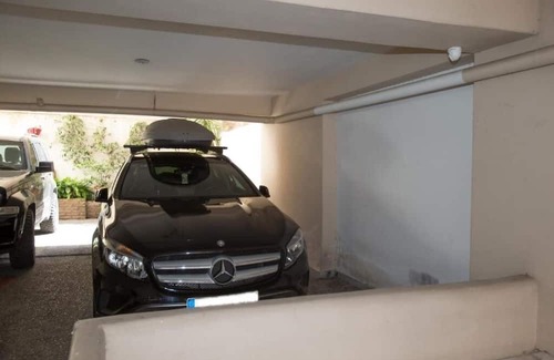 Pasalimani Apartment | Illusion 1 - Cozy Retreat in Central Piraeus