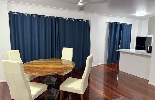 Westcourt Apartment | Modern & Stylish Stay – Close to Everything in Cairns
