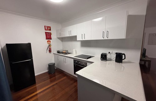 Westcourt Apartment | Modern & Stylish Stay – Close to Everything in Cairns