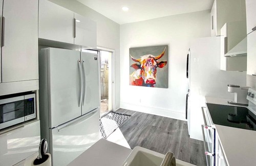 Whittier House | Clean, Downtown Boulder Luxury. ⛰