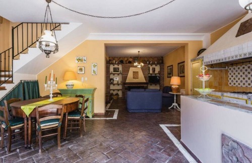 Santa Tecla Villa | Villa Torto | 3 Bedrooms | Private Pool and Terrace | Santa Tecla | Acireale | Sicily