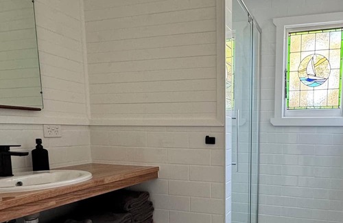 Kelso House | Stunning kanamaluka/Tamar River at your doorstep