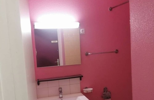 Saint-Etienne-en-Devoluy Apartment | Studio 5/6 sleeps at Bois d'Aurouze 7th floor (linen not provided)