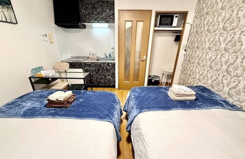 Hyakunincho Apartment | Takadanobaba 203, centrally located in Shinjuku-ku.