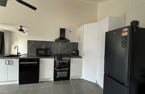Coronet Bay House | Room for the biggest Boat, pet friendly