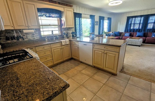 Bass Lake House | Cozy LakeView Cottage with a Touch of Modern Flair!