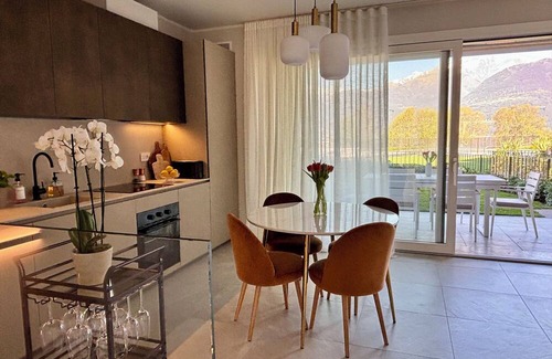 Colico Piano Apartment | Sole & Luna @ Lago Dorato, Luxury, Infinity Pool, Lake & Mountain Views.