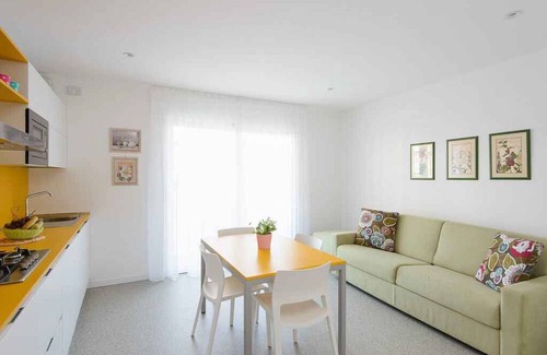 Lignano Sabbiadoro Apartment | Holiday apartment with air conditioning and balcony in Lignano