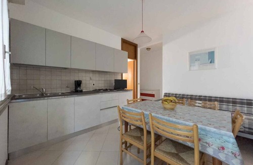 Lignano Sabbiadoro Apartment | Holiday apartment with balcony and air conditioning