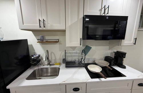 Takoma House | Charming and Convenient Retreat in the vibrant Upper Northwest of DC