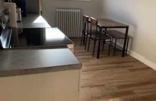Cornwall Apartment | Bright 1-BR APT, Prime Location