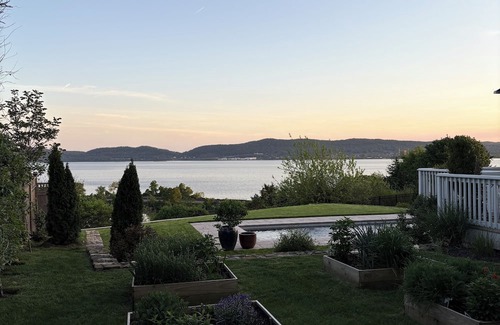 Montrose House | Hudson Valley Escape, Charming and Renovated