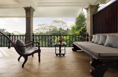 Andong Villa | Spacious 5-Bedroom Jungle-View Villa in Ubud