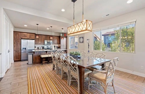 Santa Clara House | Entire Home - *Paradise Pools* Two King Suites*