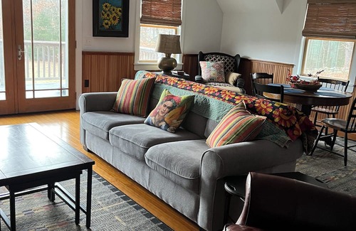 Wilton Apartment | Charming 2-bedroom apartment in picturesque Wilton on a private road with views