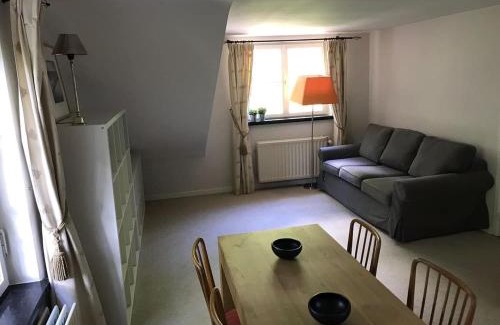 Sint-Pieters-Woluwe Ski Chalet | Charming flat in a peaceful green setting
