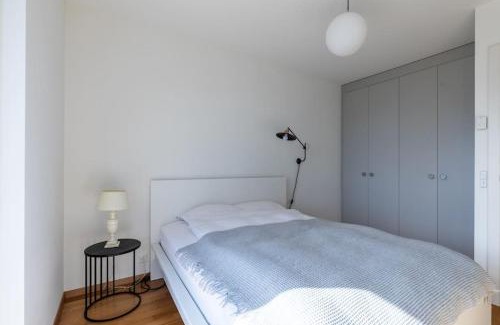 Les Genets Apartment | Modern 3BD apart with terrace