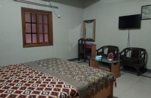 Karachi Hotel | Capry Guest House