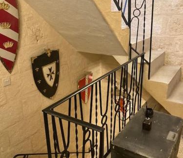 Sliema Apartment | Authentic Malta Townhouse in Sliema next to Ferries