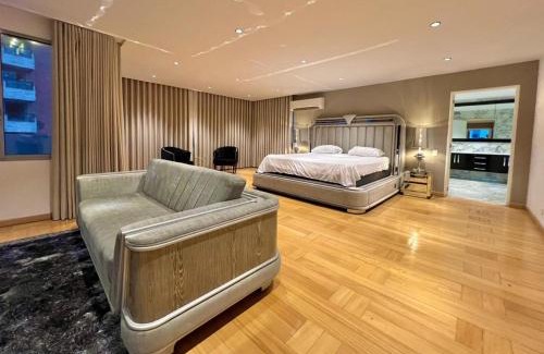 La Florida Apartment | ESPECTACULAR PENTHOUSE CERCA AL TESORO - Poblado