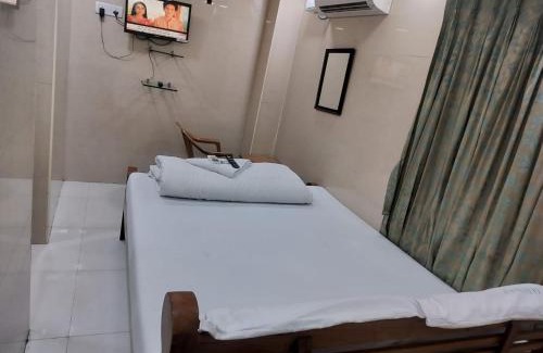 Triplicane House | Hotel Mtc Guest House