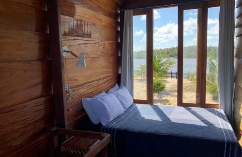 Praia do Baixio Ski Chalet | Eco Chalé Refúgio à beira do rio