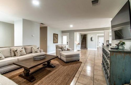 Bay Area House | Sail Away Your Coastal Pool Oasis