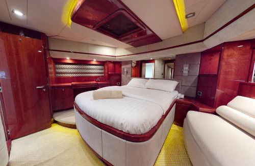 Dubai Marina Boat Rental | Overnight Stay by Conwy Yachts