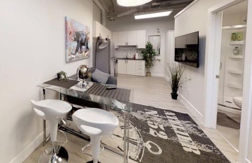 Sandy Hill Bed & Breakfast | Bachelor apartment in downtown