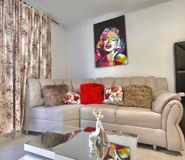 Popayan House | Habitaciónes Estrato 6 Diagonal a Campanario