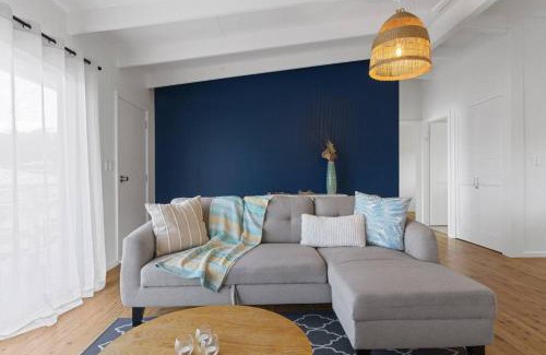 Copacabana House | COASTAL ESCAPE / COPACABANA NSW