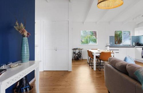 Copacabana House | COASTAL ESCAPE / COPACABANA NSW