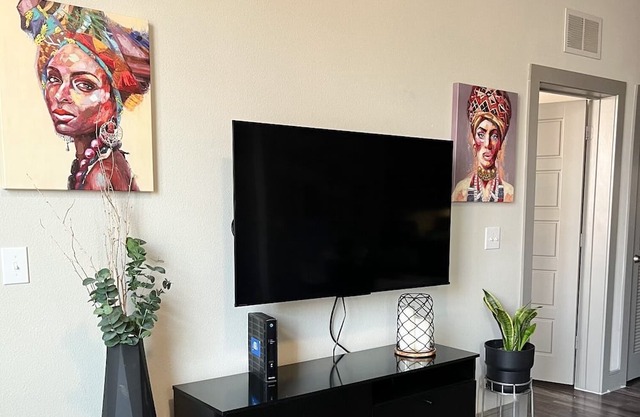 Cozy 2-Bedroom Near Stonebriar Mall Frisco