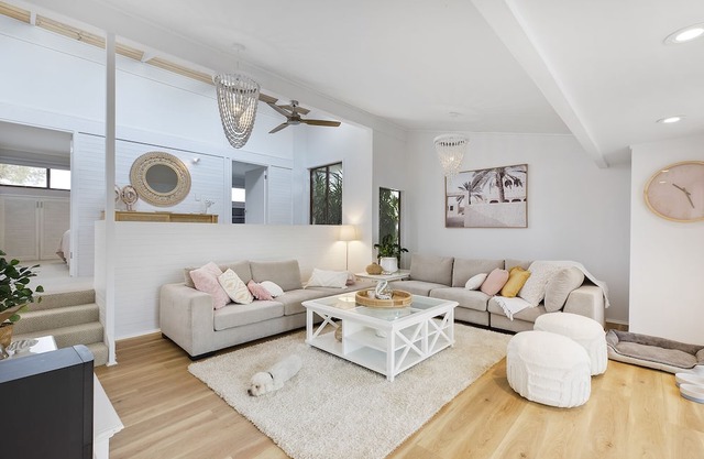 Beautifully Renovated Beach Cottage Backing Onto Shelly Beach Golf Course