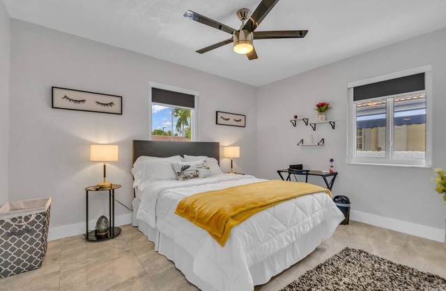 Little Gables Haven Your Charming Miami Escape-Central Location-10 min Airport