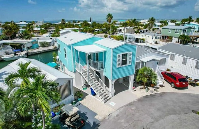 44ft Seawall at Sportsman's Paradise