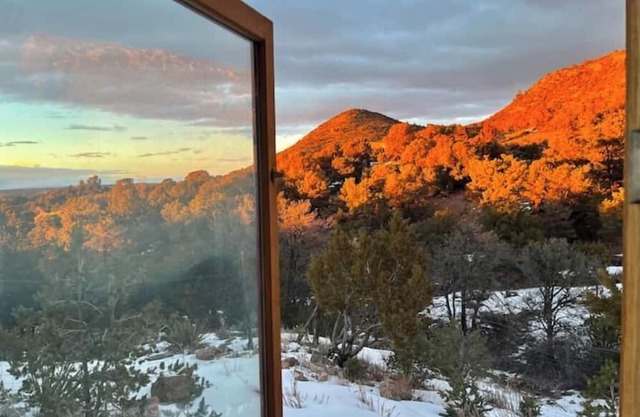 Mary Ann’s Mountain Retreat-CASA