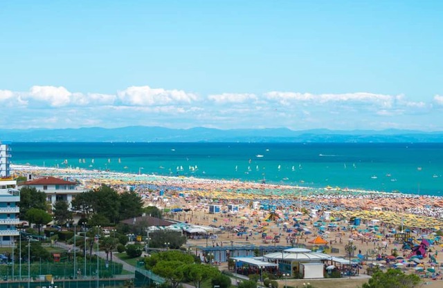 Dream villa with a gorgeous garden - Beahost