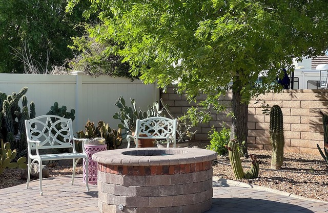 Cozy & classic house with home office.