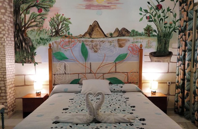 Homerez - Charming House in Calamonte with Jacuzzi