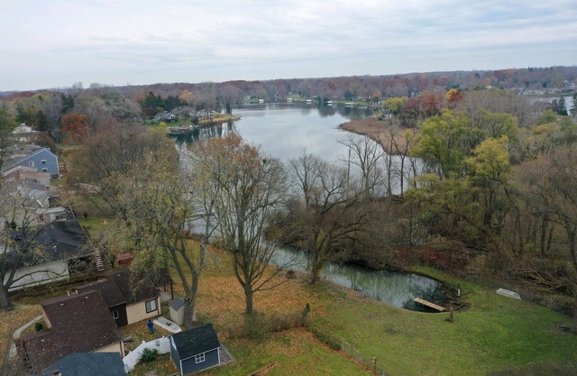 Cottage with access to private lake.